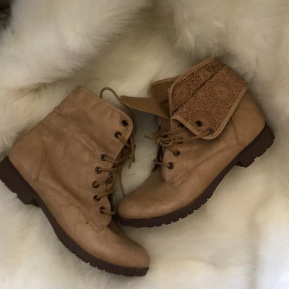 Z London Tan Fold-Over Boots - Picture 1 of 6